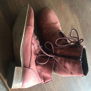 Steve Madden Robbin boots size 7 women